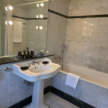 Hotel Grand Du Golf & Palace 5*