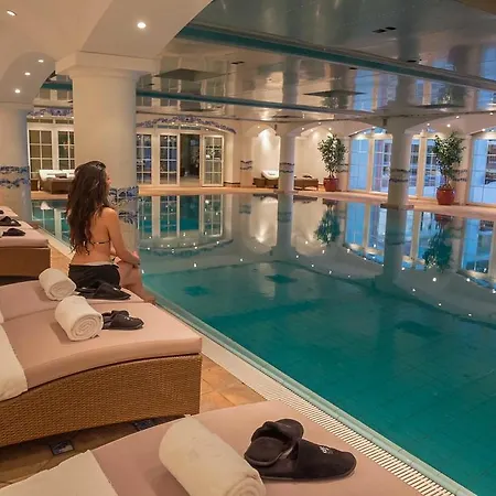 Отель Grand Du Golf & Palace 5*