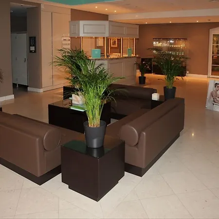 Отель Grand Du Golf & Palace 5*