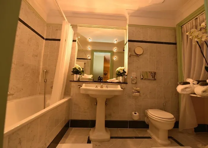 Grand Du Golf & Palace Szálloda 5*